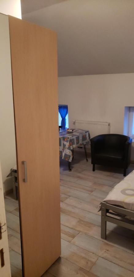 Residence Mantekila Marcinelle エクステリア 写真